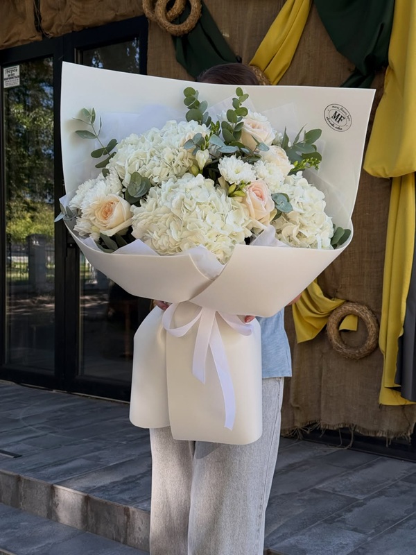 Hop Flower Bouquet
