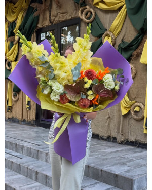 Designer Gladiolus Bouquet