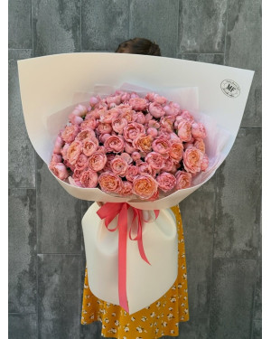 Engraved Rose Bouquet