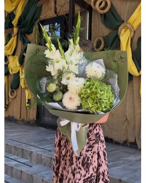 Swamp Flower Bouquet