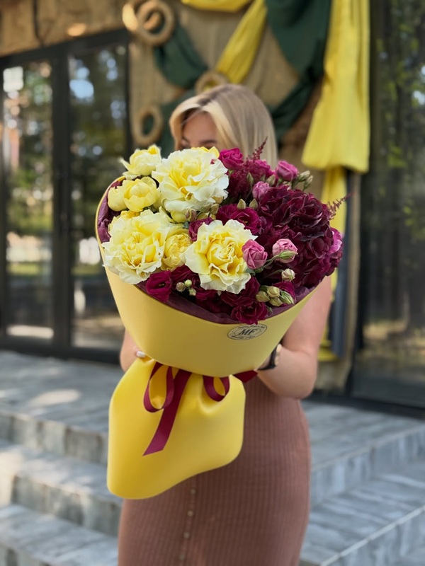 Букет квітів Дзвін