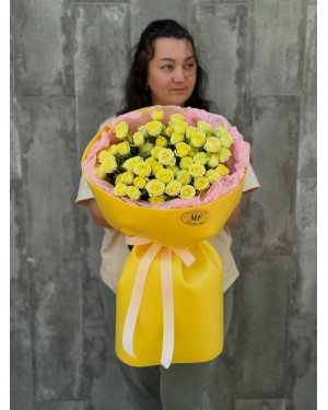 Bouquet of yellow Roses