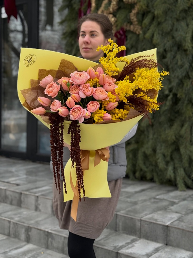 Букет цветов Март