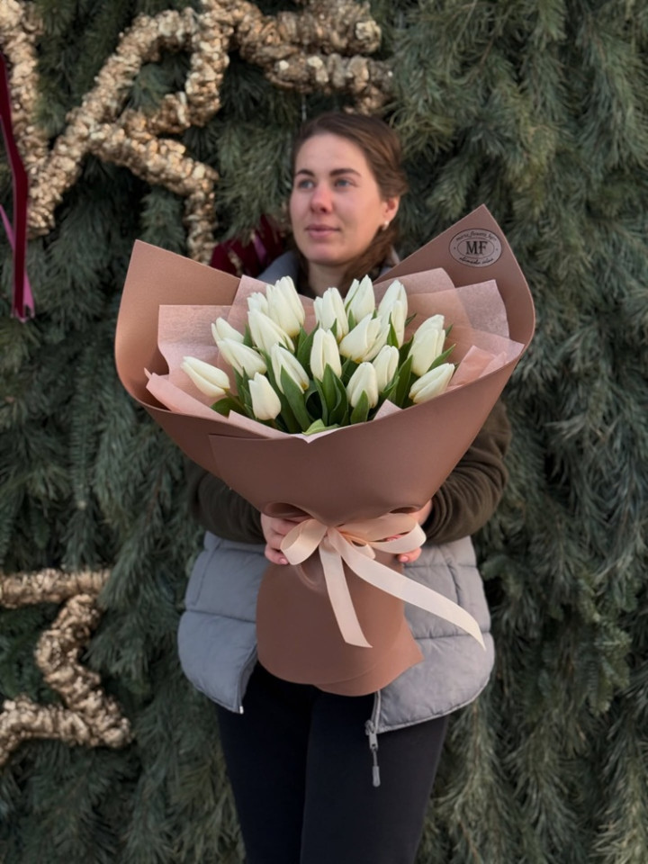 Что подарить жене на 8 Марта?