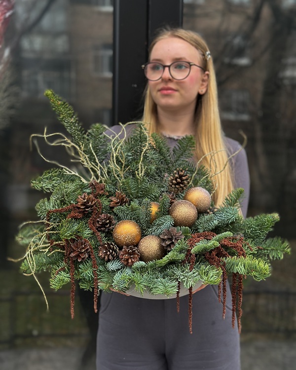 Новогодняя композиция Шишка
