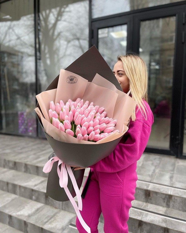 Pink Tulip Bouquet | With love from Marta Flowersu