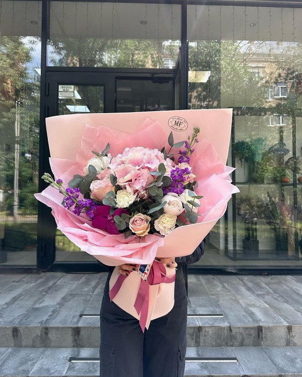 Bouquet Purple Dawn